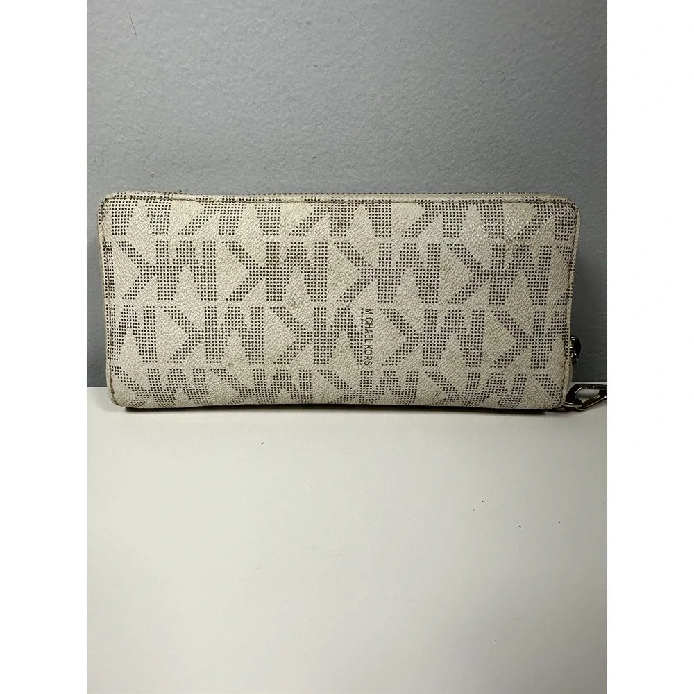 Auth MICHAEL KORS Wallet MK‎ Signature Vanilla Logo Plate